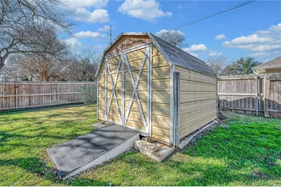 300 Trailview Drive, Woodway, TX 76712 - Photo 31