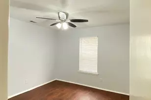 1502 N Pikeview Terrace, Arlington, TX 76011 - Photo 7