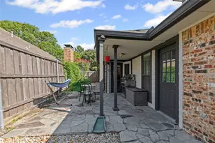 3046 Westforest Dr, Dallas, TX 75229 - Photo 19