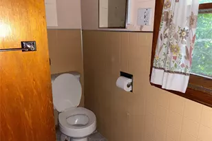 815/811/817 W 12th St, Bonham, TX 75418 - Photo 17