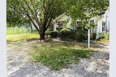 815/811/817 W 12th Street #815, Bonham, TX 75418 - Photo 1