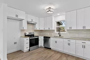 3104 Binyon St, Fort Worth, TX 76133 - Photo 9