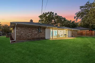 1720 Acorn Lane, Hurst, TX 76054 - Photo 31