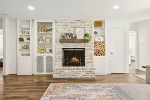 1720 Acorn Ln, Hurst, TX 76054 - Photo 5