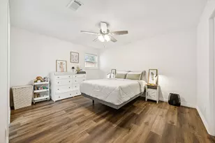 1720 Acorn Ln, Hurst, TX 76054 - Photo 13