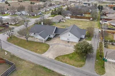 715 E 5th Street, Ferris, TX 75125 - Photo 3