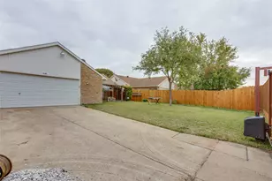 114 Camilla Ln, Garland, TX 75040 - Photo 23