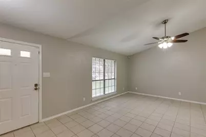 114 Camilla Lane, Garland, TX 75040 - Photo 9