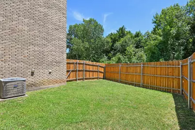 1970 Timber Oaks Drive, Garland, TX 75040 - Photo 27