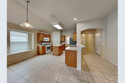 1905 Sharpsbury Drive, Euless, TX 76040 - Photo 5