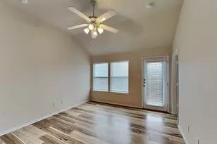 1905 Sharpsbury Dr, Euless, TX 76040 - Photo 3