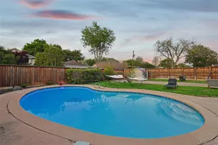 7841 El Pensador Dr, Dallas, TX 75248 - Photo 31