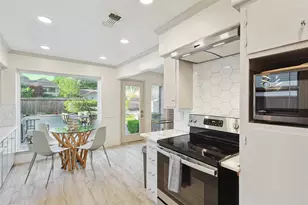 7841 El Pensador Dr, Dallas, TX 75248 - Photo 11