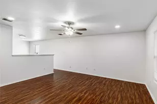 1024 Junegrass Ln, Crowley, TX 76036 - Photo 5