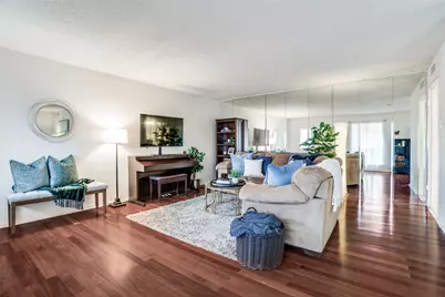 6027 E University Boulevard #215, Dallas, TX 75206 - Photo 3