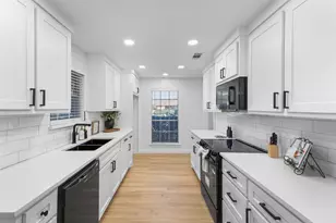 1954 Chesham Dr, Carrollton, TX 75007 - Photo 7