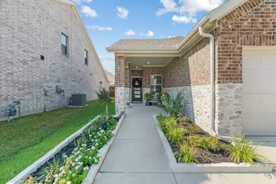 403 Cottagewood Drive, Princeton, TX 75071 - Photo 3