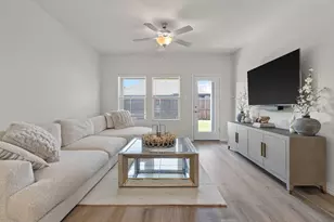 403 Cottage Wood Dr, Princeton, TX 75071 - Photo 13