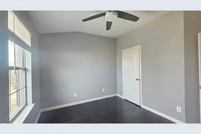 1424 Biltmore Lane, Irving, TX 75063 - Photo 25