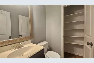 1424 Biltmore Lane, Irving, TX 75063 - Photo 31