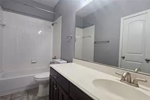 1424 Biltmore Ln, Irving, TX 75063 - Photo 23