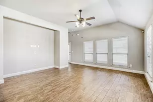 1621 Bull St, Aubrey, TX 76227 - Photo 7