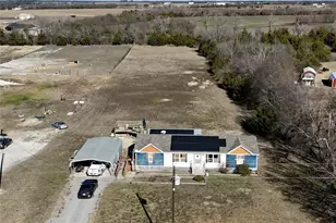 416 Private Rd 452, Trenton, TX 75490 - Photo 3