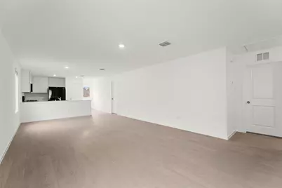 116 Arbor Hills Road, Balch Springs, TX 75181 - Photo 3