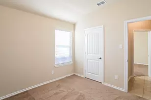 522 Cantebury Park Ln, Ponder, TX 76259 - Photo 9