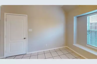 13646 Valencia Drive, Frisco, TX 75035 - Photo 9