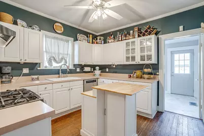 2222 W Magnolia Avenue, Fort Worth, TX 76110 - Photo 15