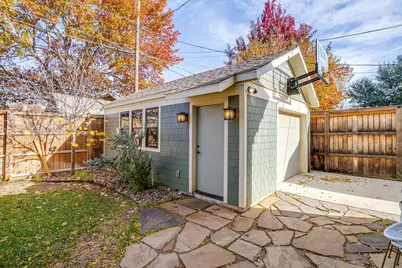 2222 W Magnolia Avenue, Fort Worth, TX 76110 - Photo 21