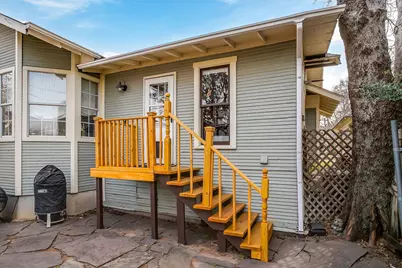 2222 W Magnolia Avenue, Fort Worth, TX 76110 - Photo 19