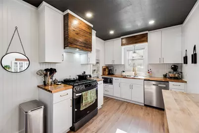 2216 Lotus Avenue, Fort Worth, TX 76111 - Photo 9