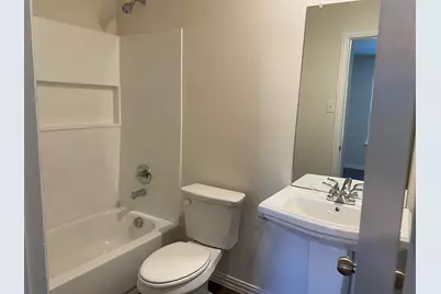 2203 Henry Street #B, Greenville, TX 75401 - Photo 17