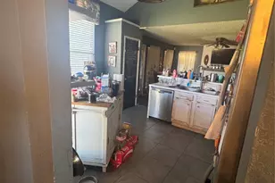 6703 Olivewood Dr, Arlington, TX 76001 - Photo 9