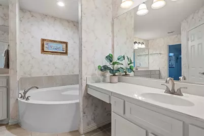 2803 Pino, Grand Prairie, TX 75054 - Photo 25