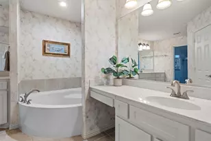 2803 Pino, Grand Prairie, TX 75054 - Photo 25