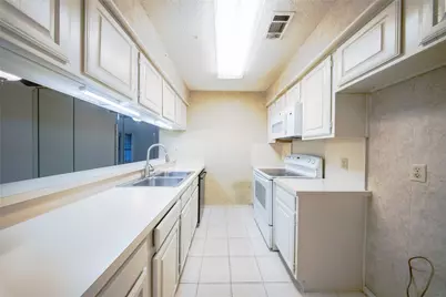 2800 Keller Springs Road #1D, Carrollton, TX 75006 - Photo 5