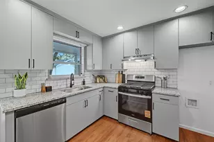 1310 W Cedar St, Arlington, TX 76012 - Photo 3