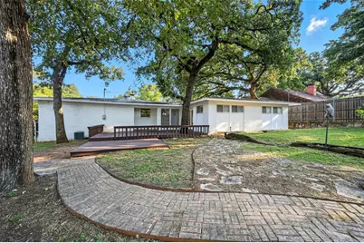 1310 W Cedar Street, Arlington, TX 76012 - Photo 25