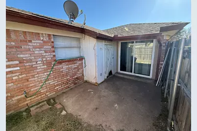 708 E Pecan Street, Hurst, TX 76053 - Photo 9