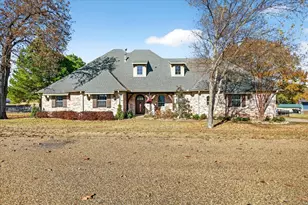 113 Adison Ln, Mabank, TX 75156 - Photo 3