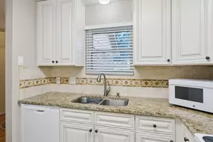 25 Gittiban Pl, Pantego, TX 76013 - Photo 17