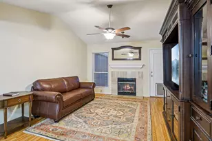 25 Gittiban Pl, Pantego, TX 76013 - Photo 13