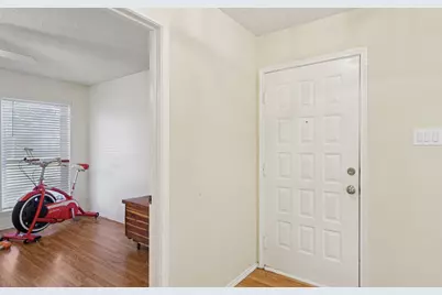 25 Gittiban Place, Pantego, TX 76013 - Photo 11