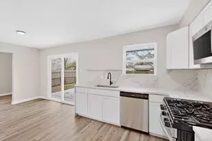 2213 Pontiac Dr, Arlington, TX 76013 - Photo 13