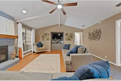 1406 Shadybrook Drive, DeSoto, TX 75115 - Photo 3