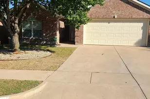 9121 Autumn Falls Dr, Fort Worth, TX 76118 - Photo 1