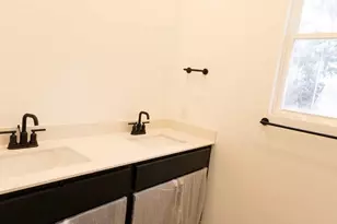 1004 Colgate Cir, Princeton, TX 75407 - Photo 17